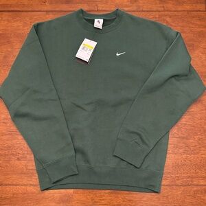 Nike solo swoosh crewneck